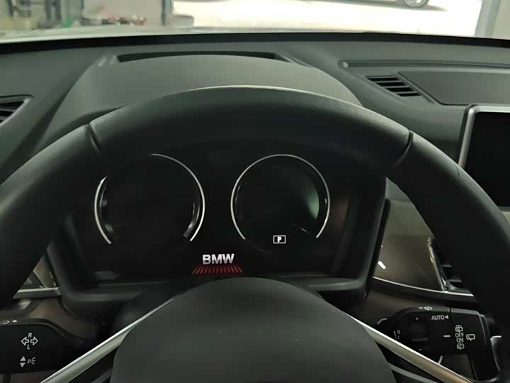 BMW X1 2019 xDrive20Li Luxury - zdjęcie 12