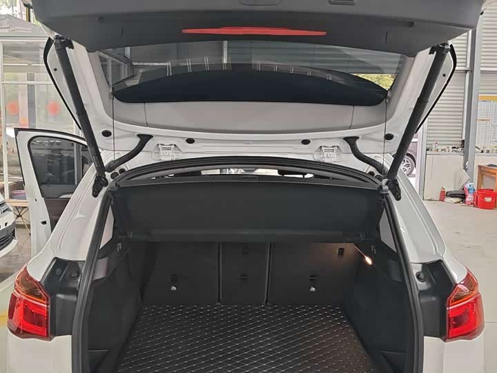 BMW X1 2019 xDrive20Li Luxury - zdjęcie 15