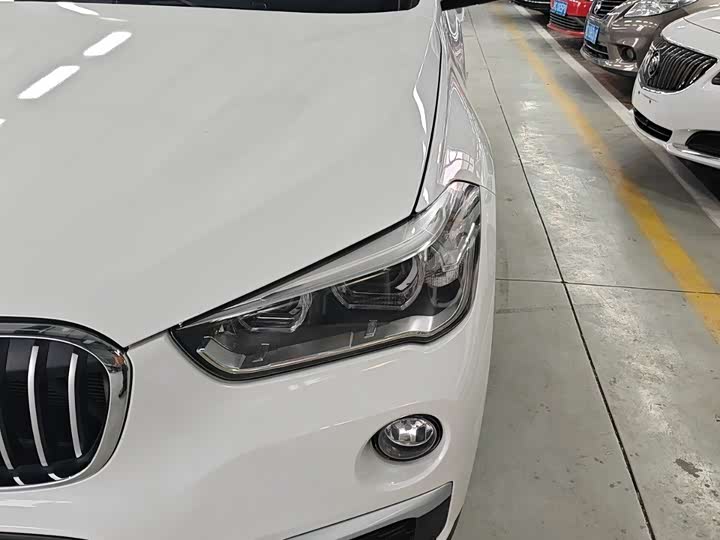 BMW X1 2019 xDrive20Li Luxury - zdjęcie 5