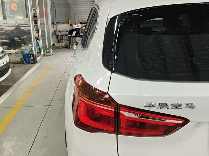 BMW X1 2019 xDrive20Li Luxury - zdjęcie 6