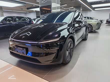 Model Y 2026 后轮驱动 Edition