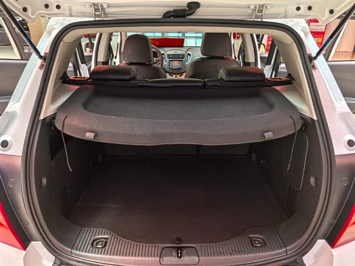 创酷 2014 1.4T 自动 2WD Luxury - zdjęcie 17