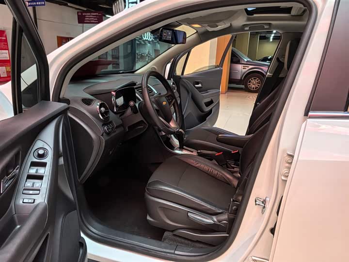 创酷 2014 1.4T 自动 2WD Luxury - zdjęcie 5