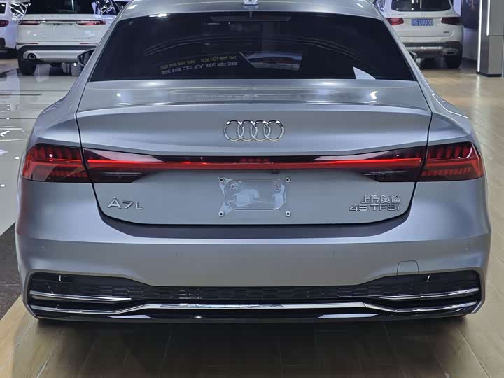 奥迪A7L 2024 45TFSI S-line 筑梦 Trim 流晶套装 - zdjęcie 13