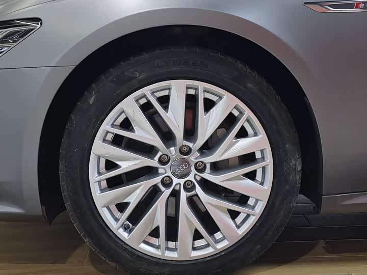 奥迪A7L 2024 45TFSI S-line 筑梦 Trim 流晶套装 - zdjęcie 5