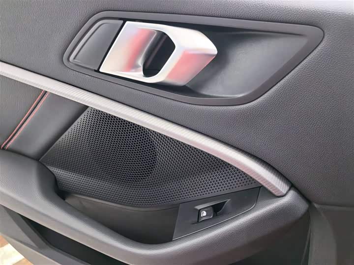 宝马2系(进口) 2023 225i 四门轿跑车 M Sport - zdjęcie 9