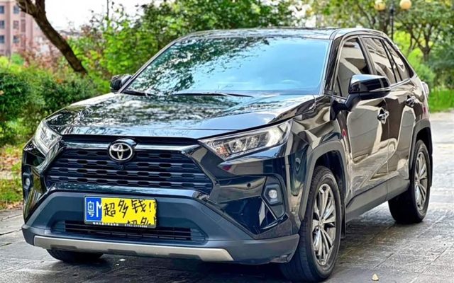 2023 RAV4 2.0L CVT 2WD Fashion