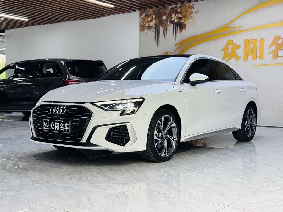 Audi A3 2024 A3L Limousine 35 TFSI RS Package Sport