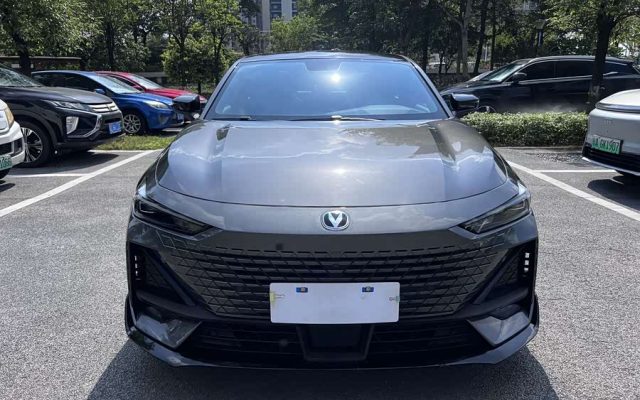 Changan UNI-V 2023 1.5T Sport