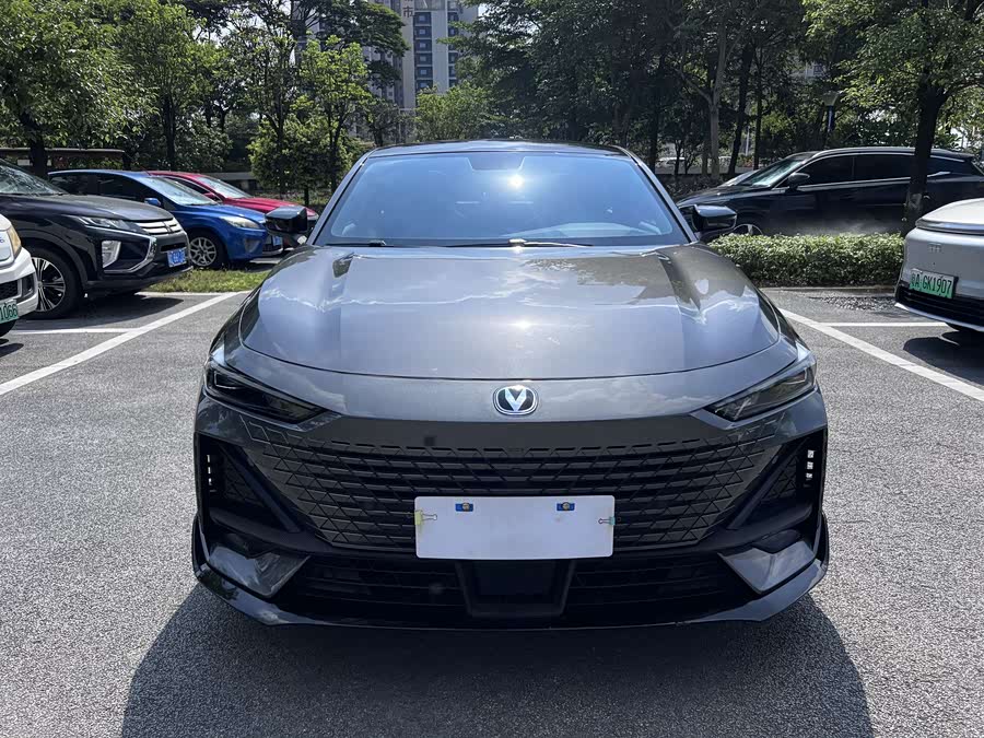 Changan UNI-V 2023 1.5T Sport