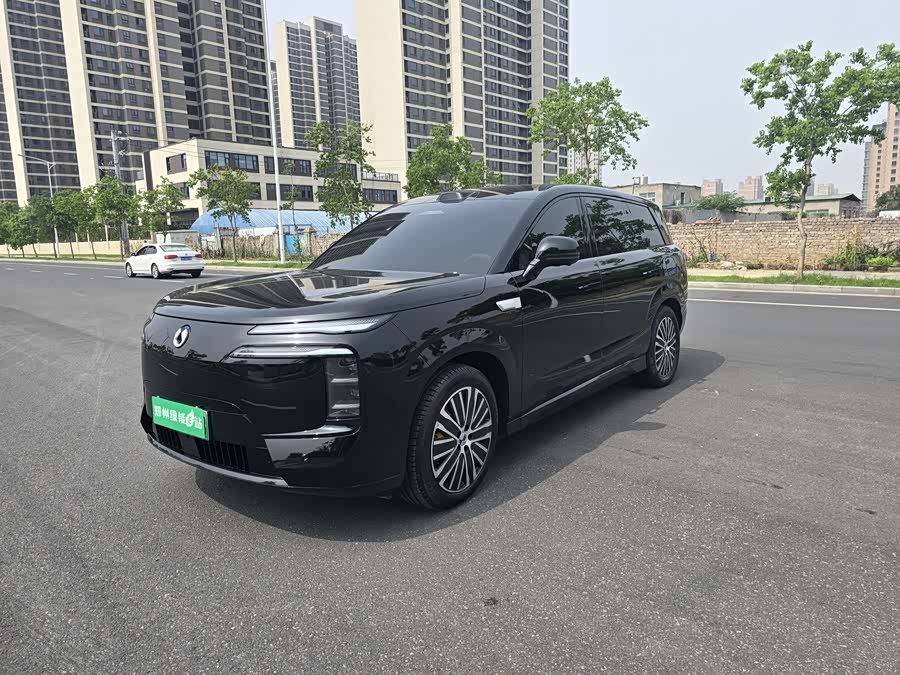Denza N8L 2025 Luxury