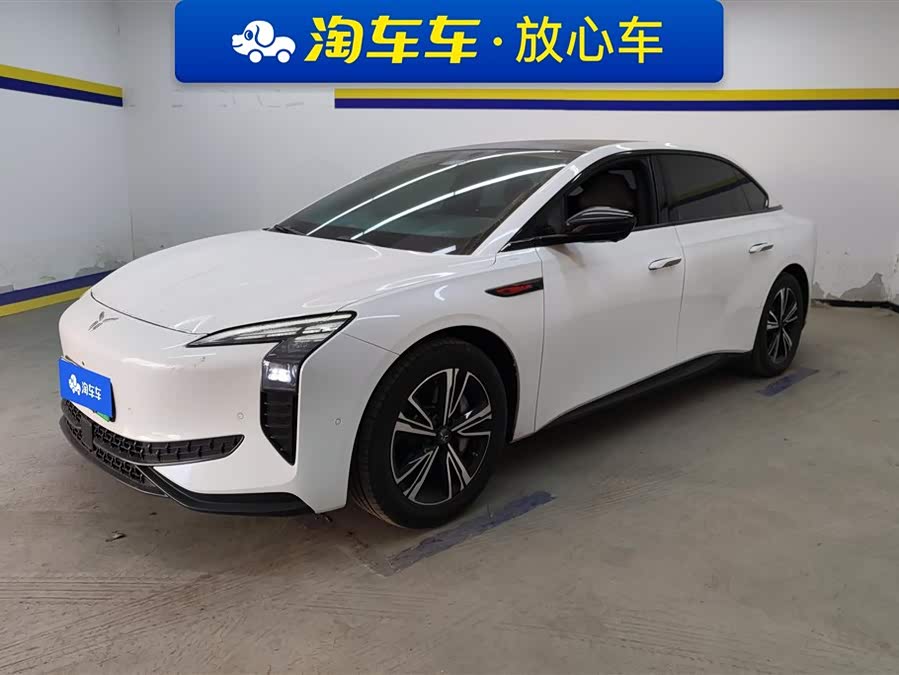 Hongqi EH7 2024 820 Pro