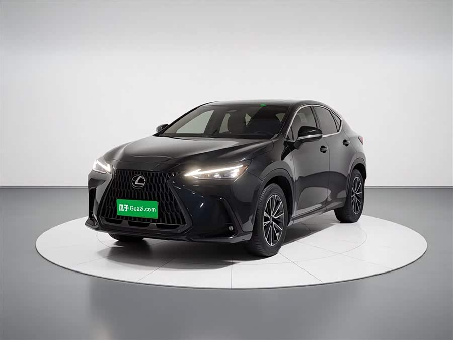 Lexus NX 2022 350h FWD Premium
