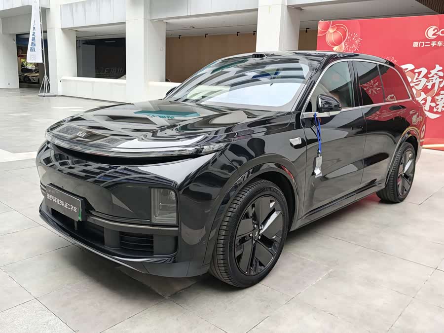 Li Auto L8 2025 Max Intelligent Renewal Version