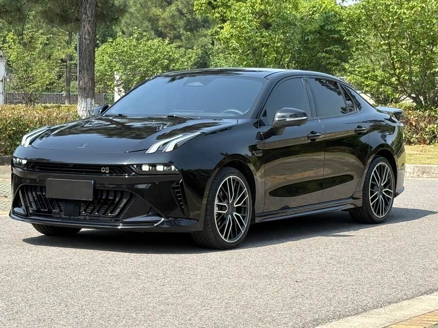 Lynk & Co 03 2.0T Auto Ultra
