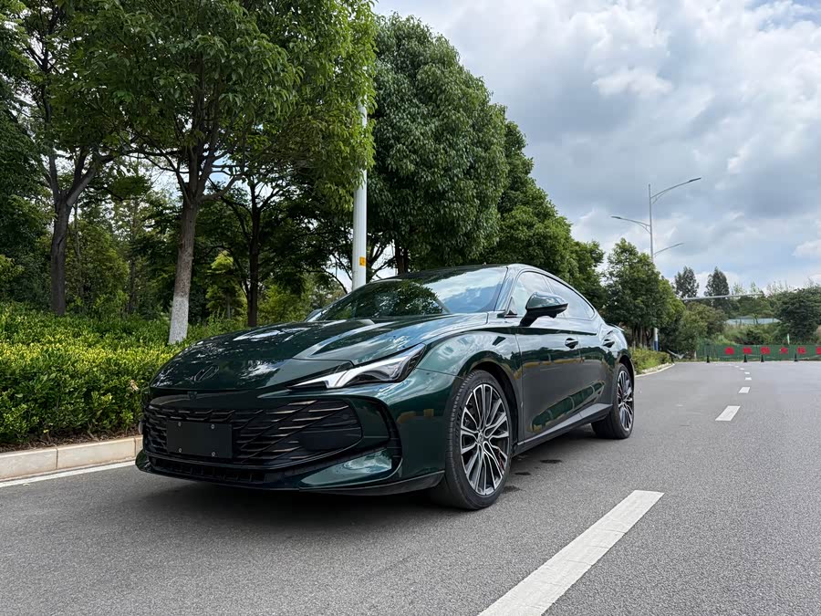 MG7 2023 2.0T Auto Luxury