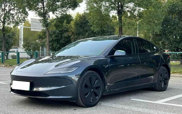 Model 3 2023 RWD