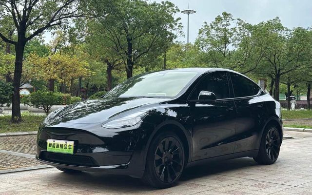 Model Y 2024 RWD