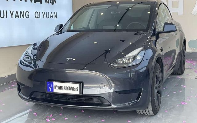 Model Y 2024 RWD