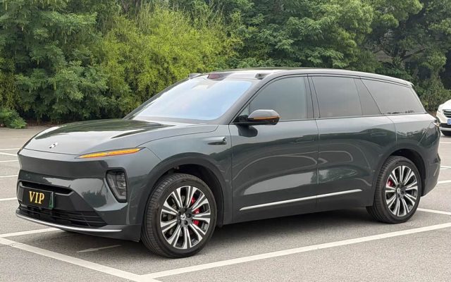 NIO ES8 2024 75kWh Executive Edition