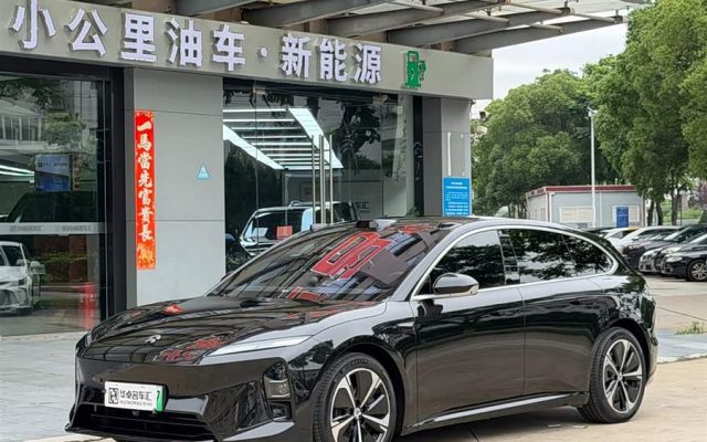 NIO ET5T 2025 75kWh Touring