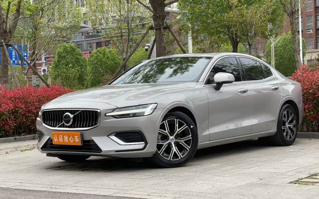 Volvo S60 2023 B4 Intelligent Luxury Edition