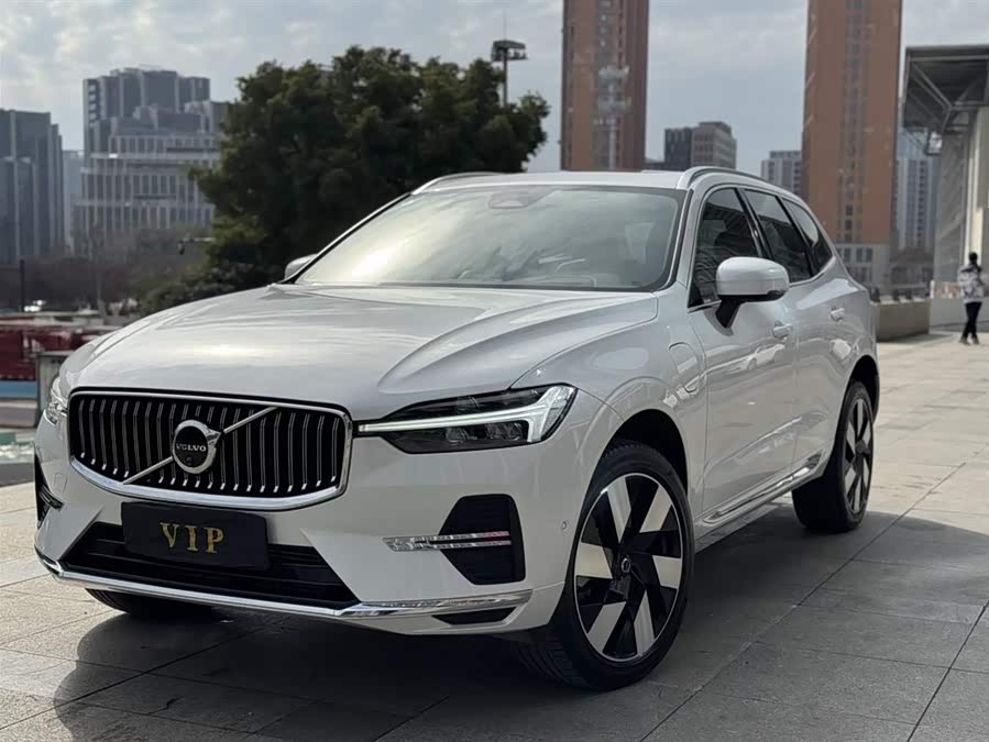 Volvo XC60 PHEV Long Range 4WD Intelligent Luxury