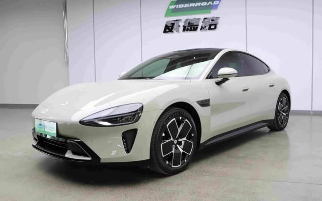 Xiaomi SU7 2024 Rear-Wheel Drive Long Range Intelligent Driving Version
