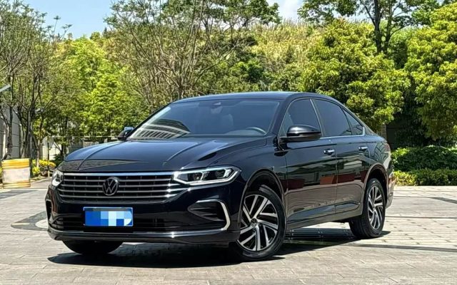 Lavida 2023 300TSI DSG Full Version