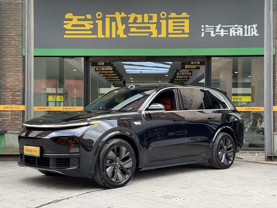 Li Auto L8 2024 Pro