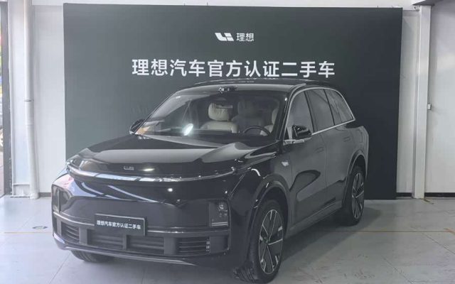 Li Auto L8 2025 Ultra Intelligent Renewal Version