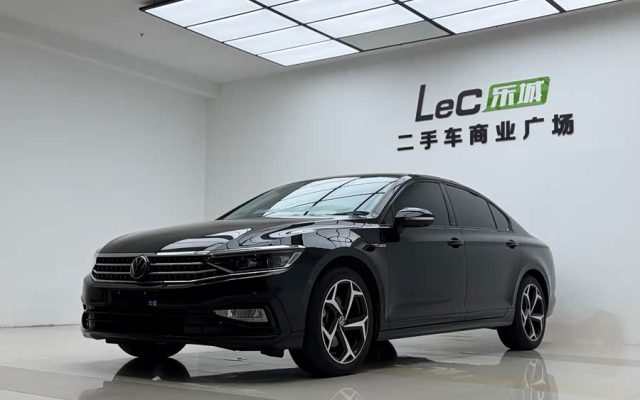 Magotan 2023 200 Million Commemorative Edition 380TSI DSG Flagship