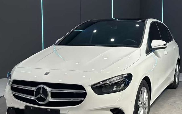 Mercedes-Benz B-Class 2022 B 200 Fashion