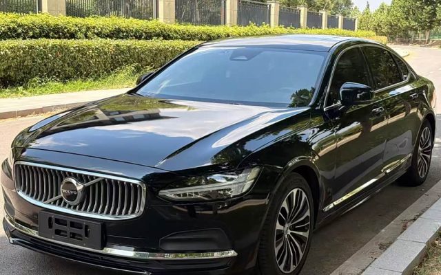 Volvo S90 2024 B5 Intelligent Luxury Edition