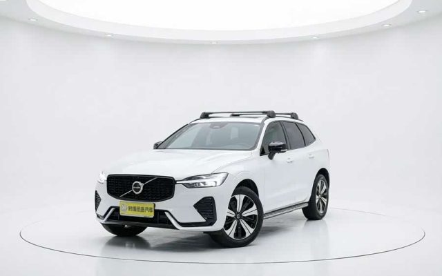 Volvo XC60 2024 B5 4WD Fjord Edition