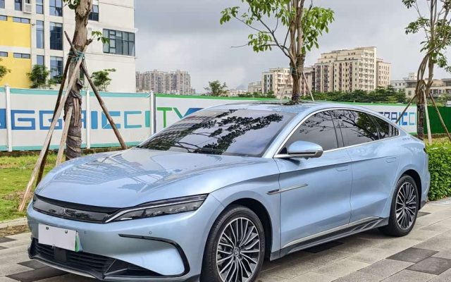2023 EV Champion 506KM FWD Premium