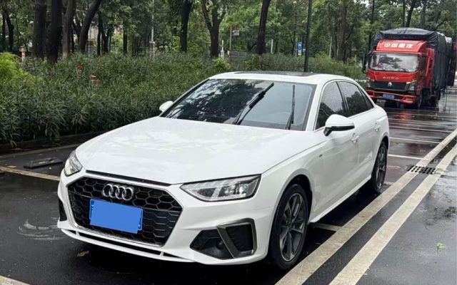 Audi A4L 2023 40 TFSI Fashion Dynamic Edition