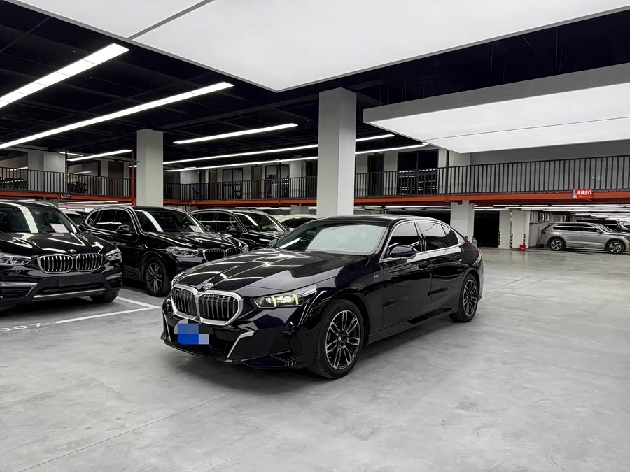 BMW 5 Series 2025 530Li Leading M Sport Package