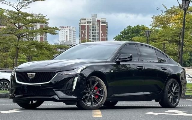 Cadillac CT5 2023 28T Platinum
