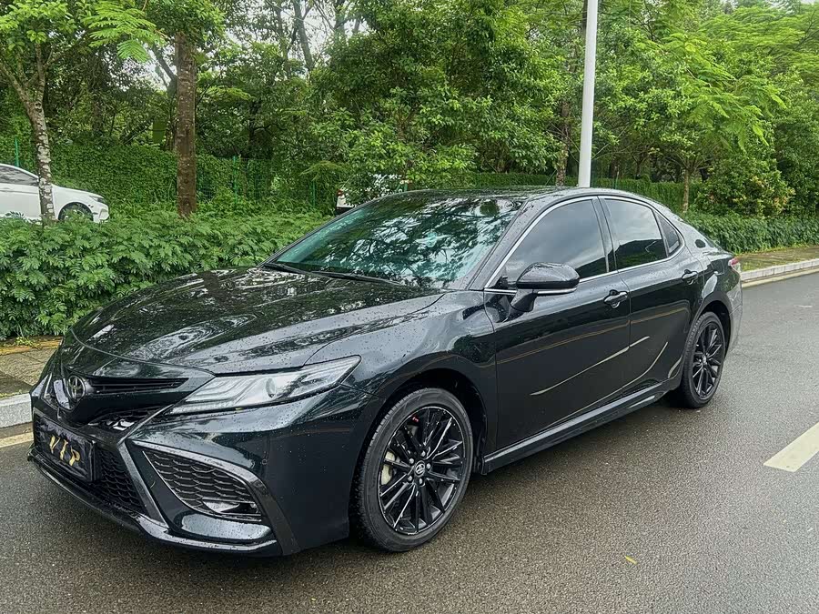 Camry 2023 2.0S Knight