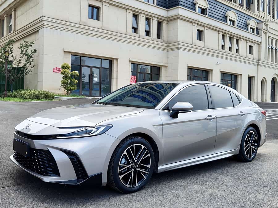 Camry 2026 2.0HSE Sport Lite
