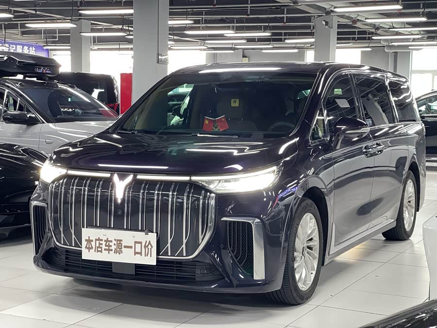 Lantu Dreamer 2022 0 Carbon Edition Home + Range Package 605km