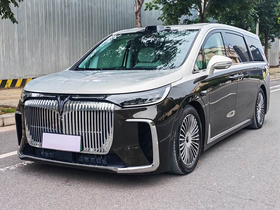Lantu Dreamer 2025 PHEV 4WD Flagship Qian Kun Edition