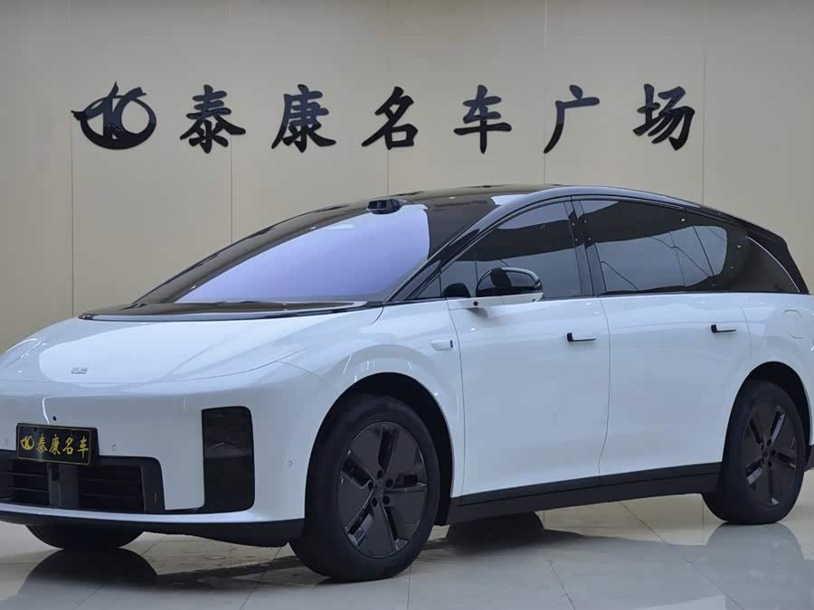 Li Auto i8 2025 Standard Edition