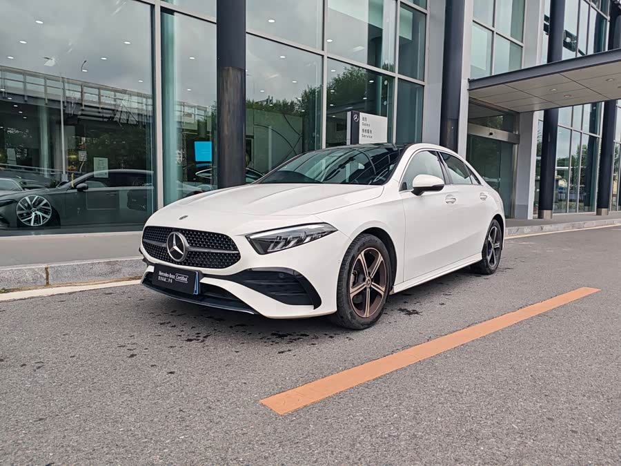 Mercedes-Benz A-Class 2023 A 200 L Fashion Edition