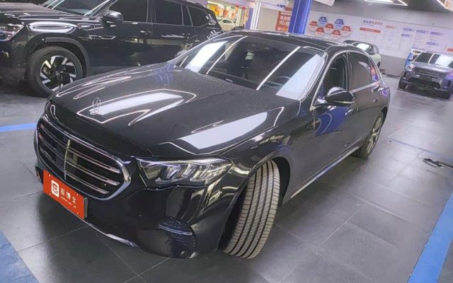 Mercedes-Benz E-Class 2025 E 300 L Fashion