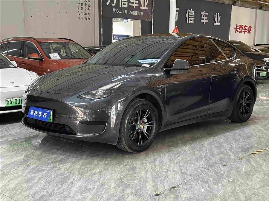 Model Y 2024 RWD
