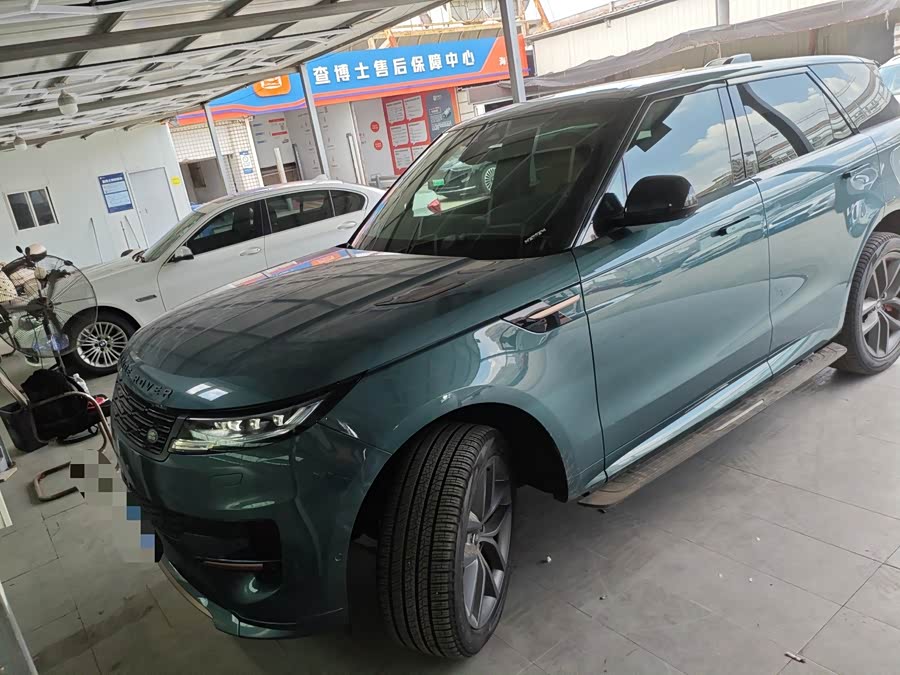 Range Rover Sport 2025 400PS Dynamic SE