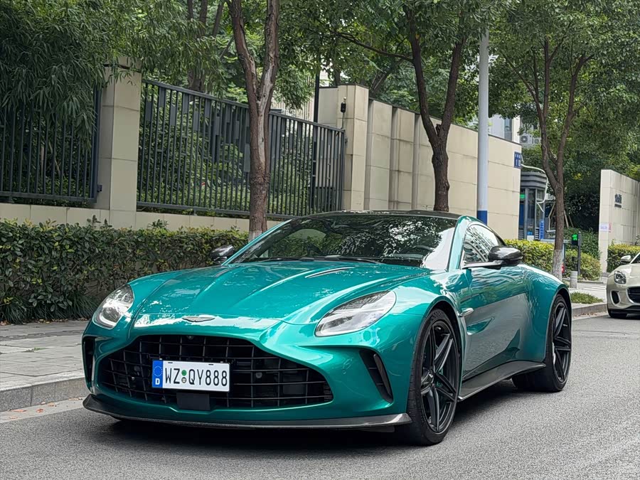 V8 Vantage 2024 4.0T V8 Coupe