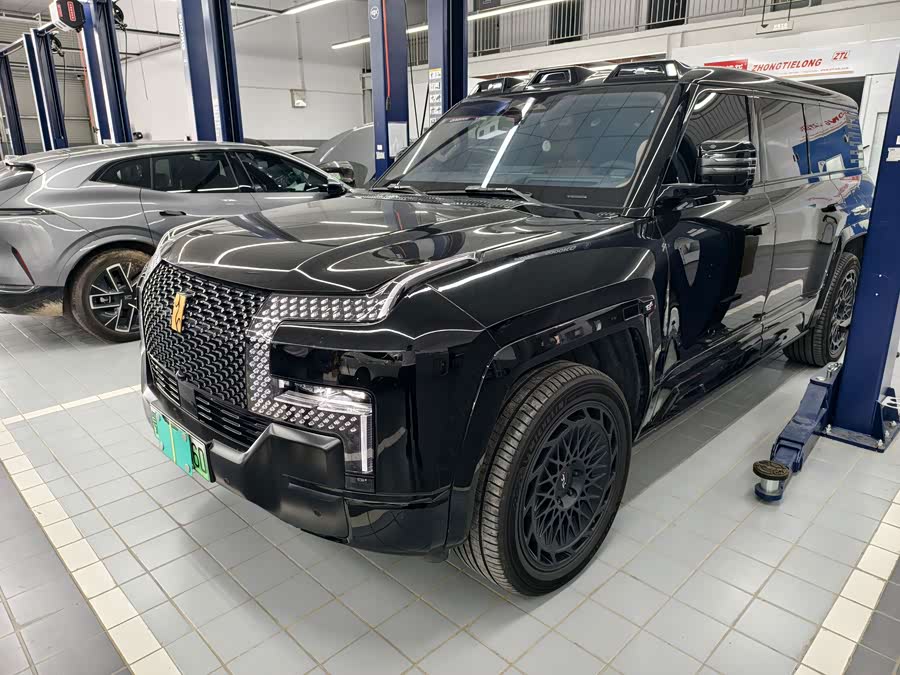 Yangwang U8 L 2025 Ding Shi Edition
